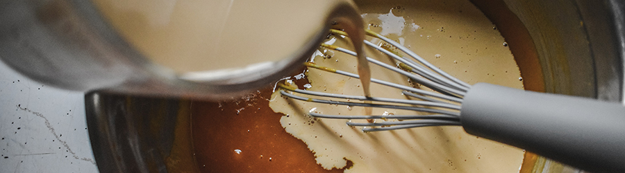 Glass, stainless steel, or plastic - which mixing bowl is the best type for you?